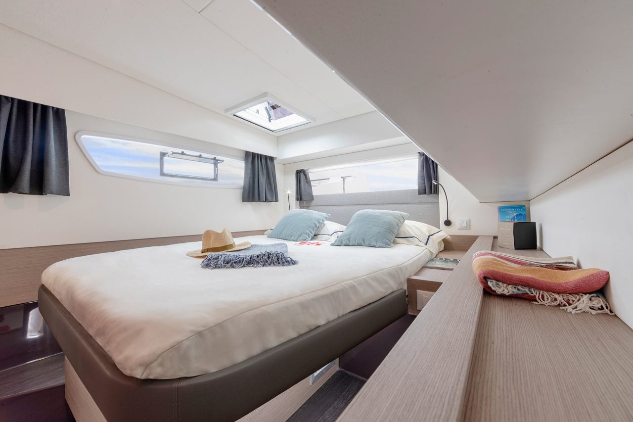 Cabin berth interior Elba 45 catamaran