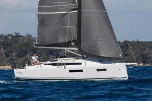 Jeanneau Sun Odyssey 350 sailboat at sail